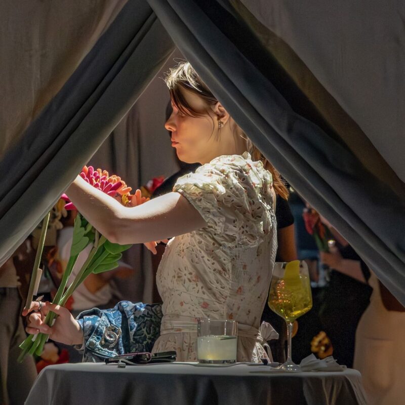 Arrangement in Light